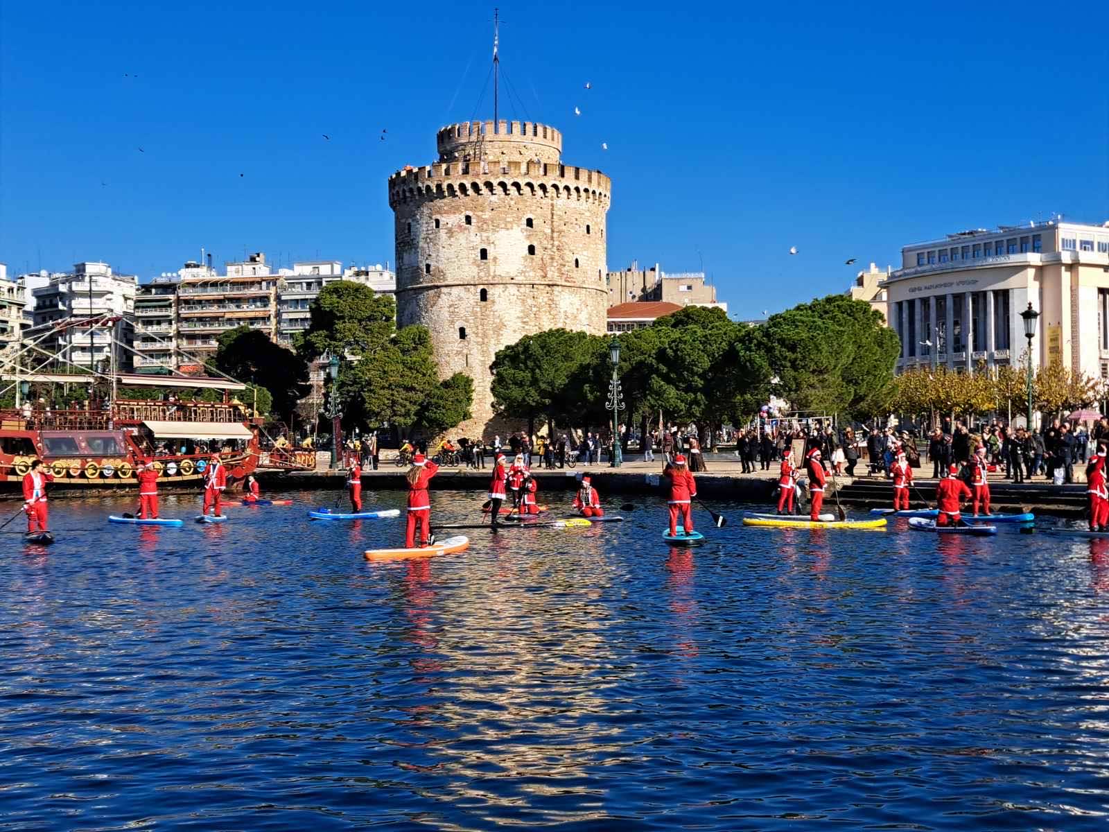Αγιοβασίληδες με sup στον Θερμαϊκό