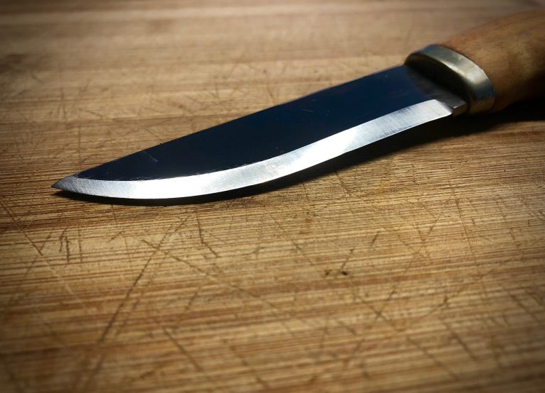 knife