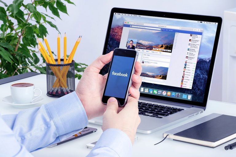 facebook mobile laptop
