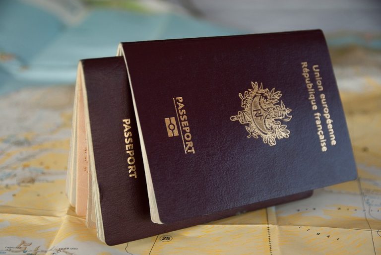 Διαβατήρια Passports