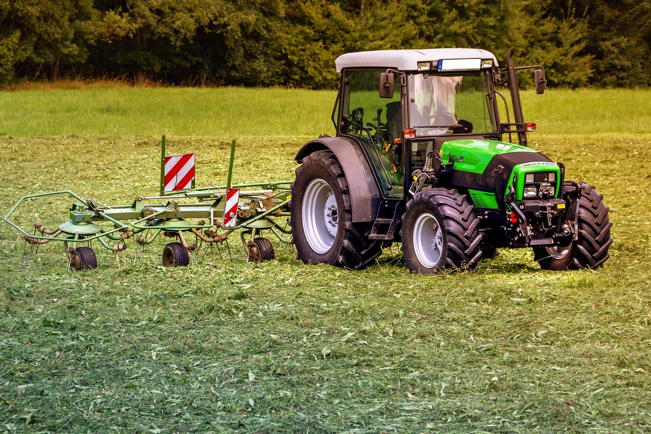 tractor-3571452_1280