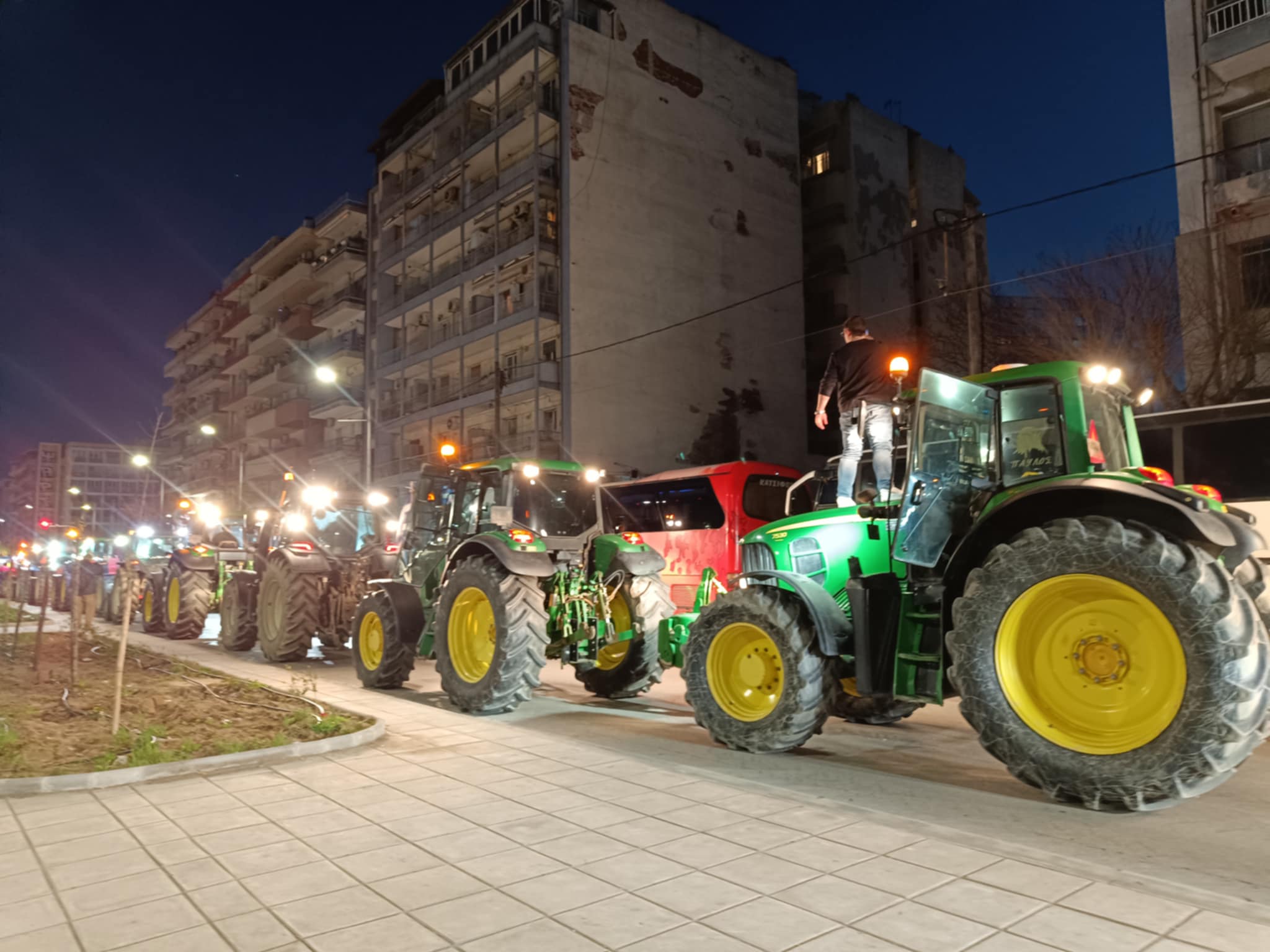Tρακτερ στη Θεσσαλονίκη