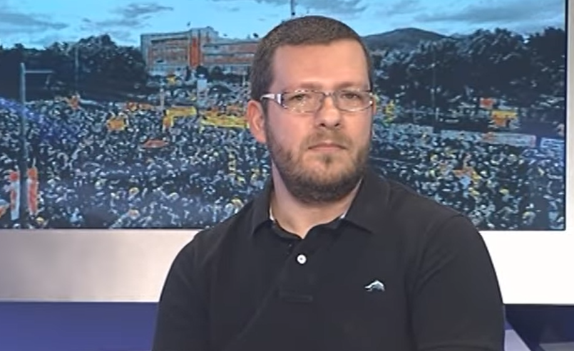 nikos papadopoulos plasticobolism