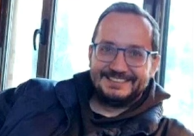 Ο Βασίλης Καλογήρου