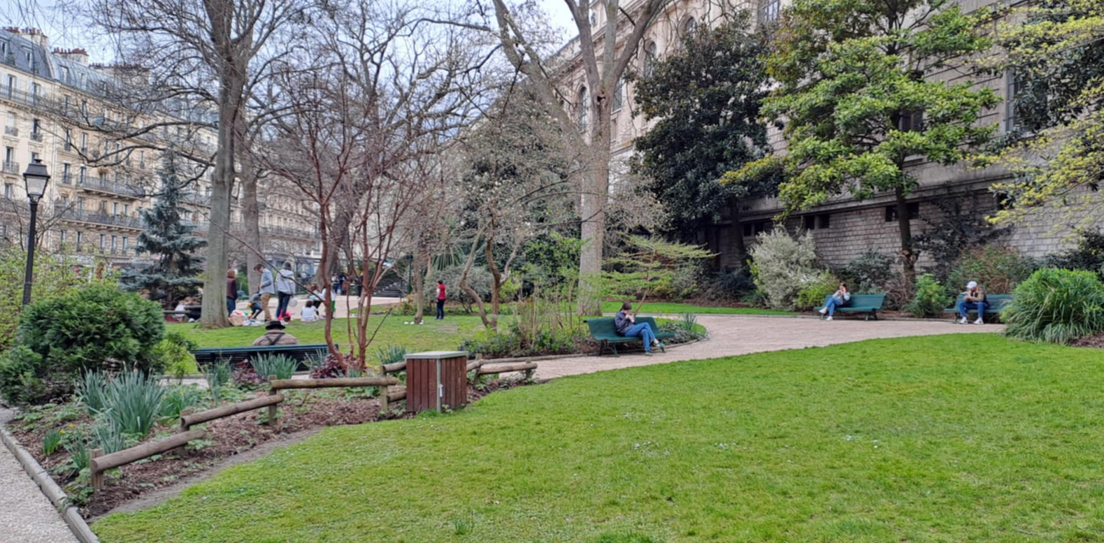 park Paris spring 2025