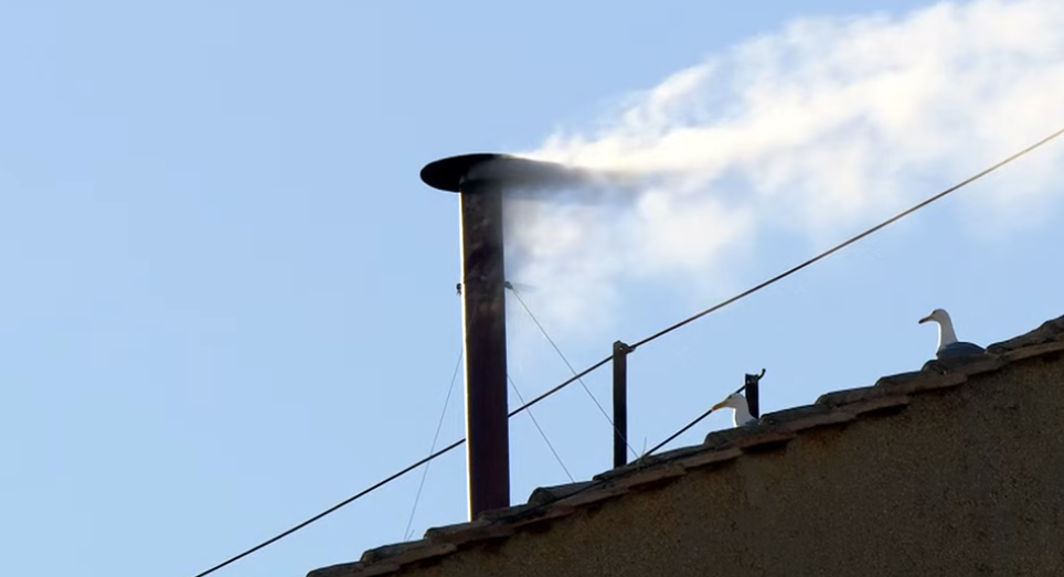 atican pope smoke