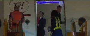 Εμανουέλ Μακρόν και Μπριζίτ χαστούκι