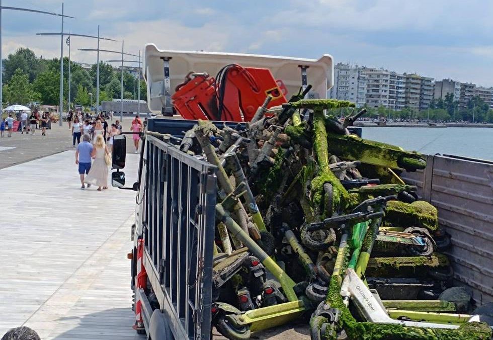 Δράση Καθαρισμού στη Νέα Παραλία Θεσσαλονίκης