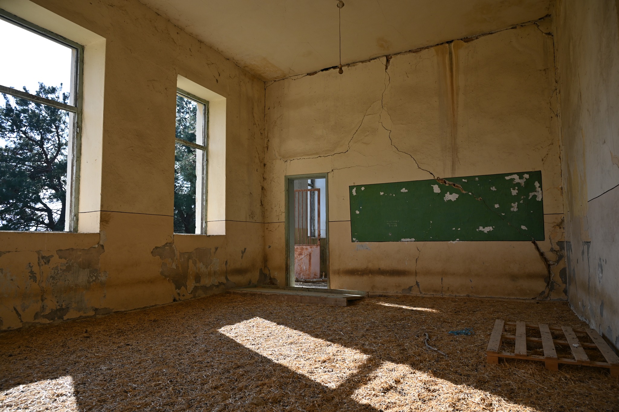 Εγκατελειμένο σχολειο Α. Χριστός Σερρών