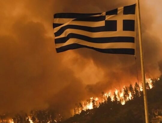 Εποχικοί πυροσβέστες απαντούν στις δηλώσεις Βούλτεψη