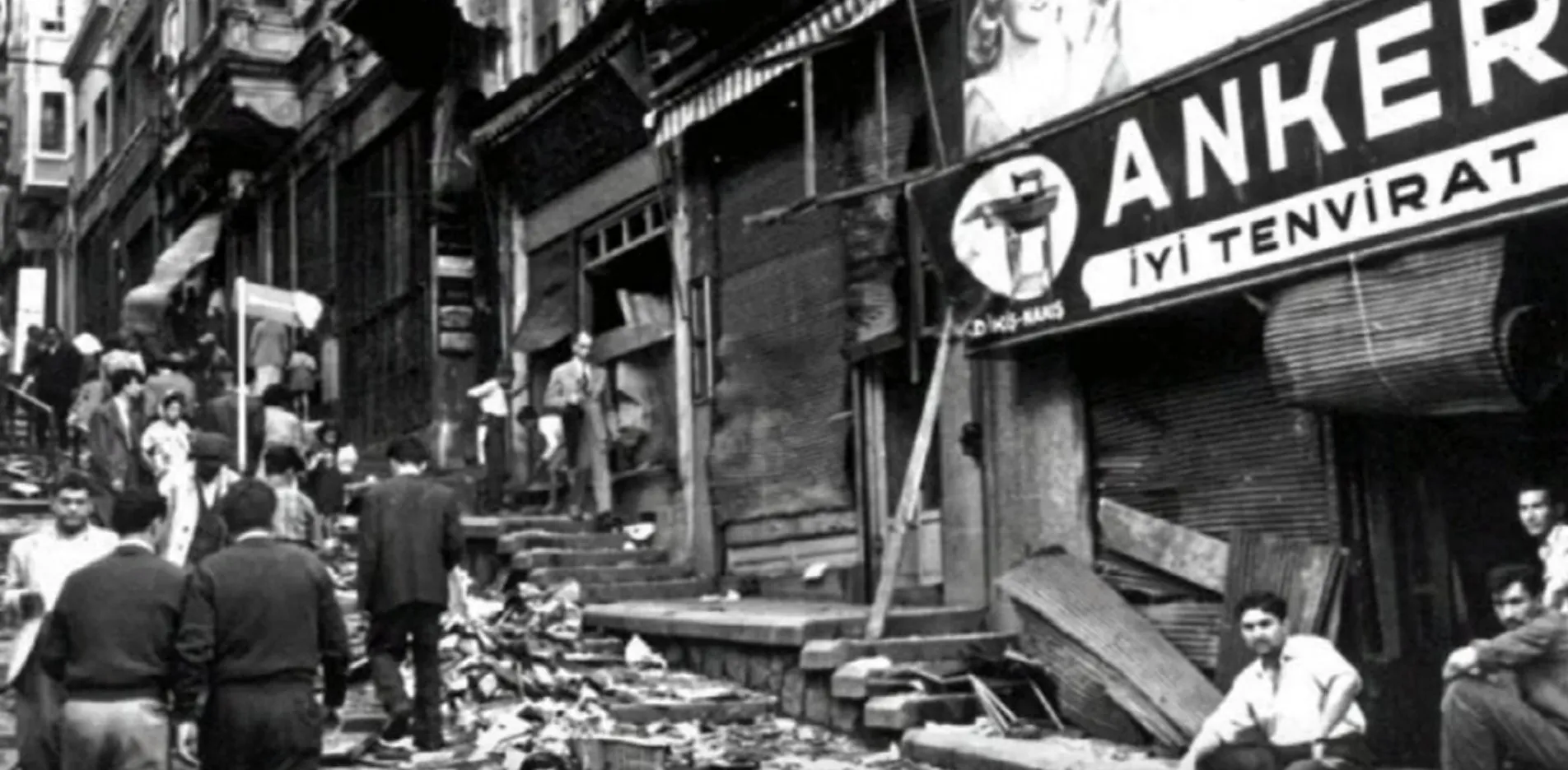 Τα Σεπτεμβριανά, οι καταστροφές στην Κωνσταντινούπολη