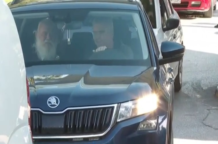 Αρχιεπίσκοπος Ιερώνυμος εξιτήριο από νοσοκομείο