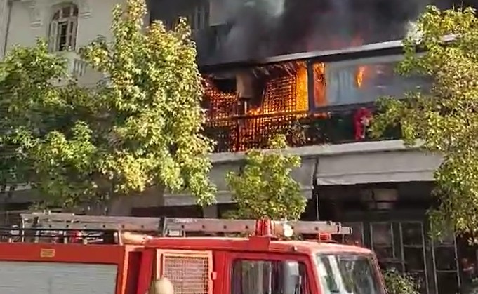Φωτιά σε καφετέρια στη Λεωφόρο Νίκης