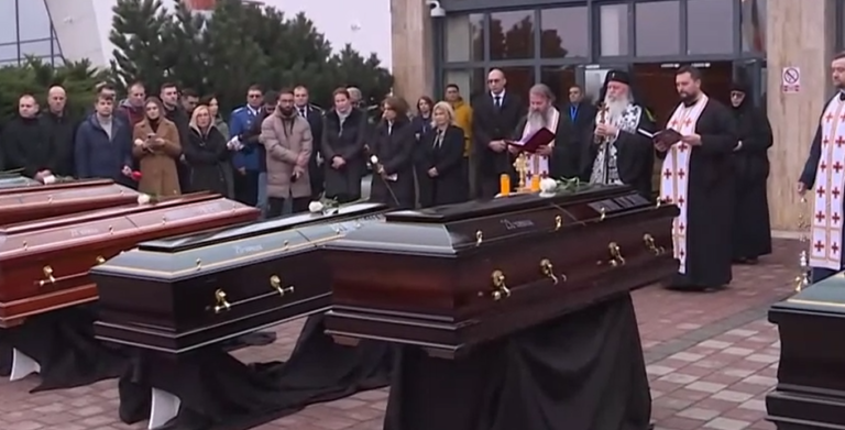 Τα φέρετρα των οπαδών του ΠΑΟΚ
