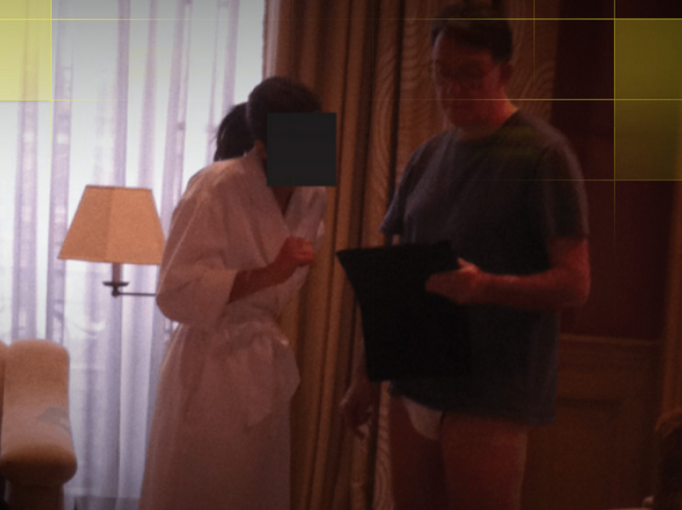 Lord Mandelson in Epstein's flat in Paris
