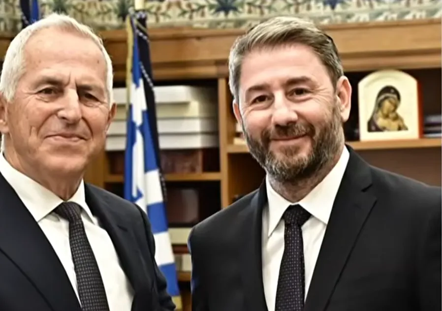 Εντάχθηκε και επισήμως ο Αποστολάκης στην ΚΟ του ΠΑΣΟΚ